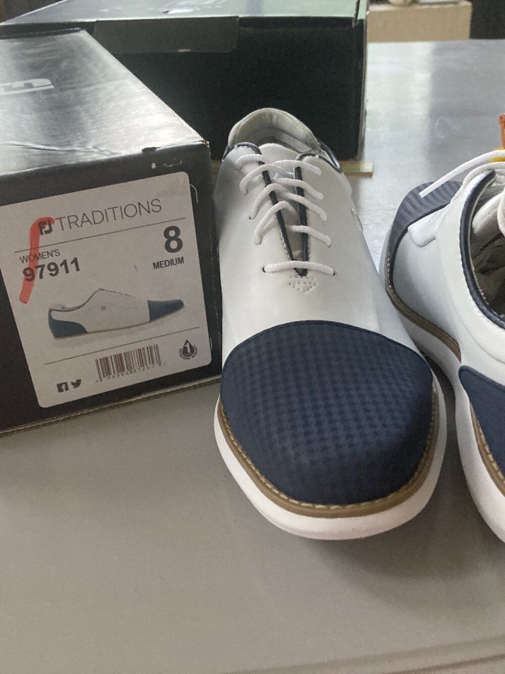 FootJoy Traditions Golf Shoes Sz 8M Women  97911  NEW IN BOX MOTHER'S DAY